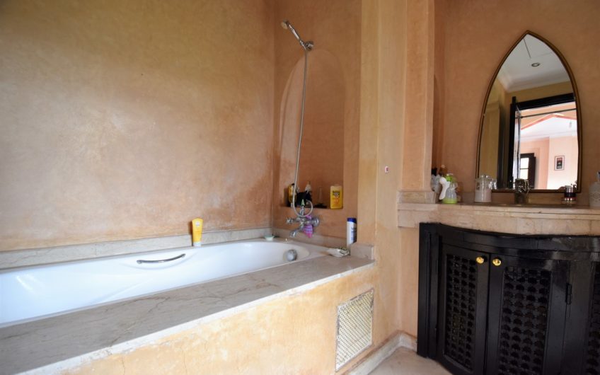 Marrakech Palmeraie villa 3 suites piscine