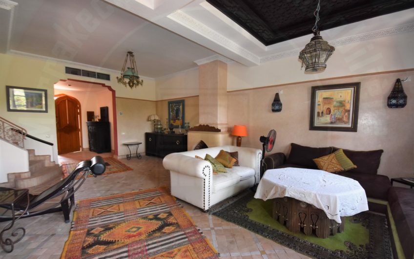 Marrakech immobilier https://www.marrakech-immobilier.eu/nos-biens/marrakech-palmeraie-villa-a-louer-piscine/