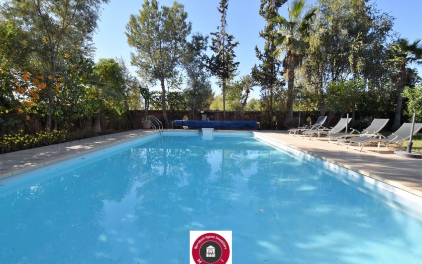 Marrakech Palmeraie magnifique villa à la vente grande piscine