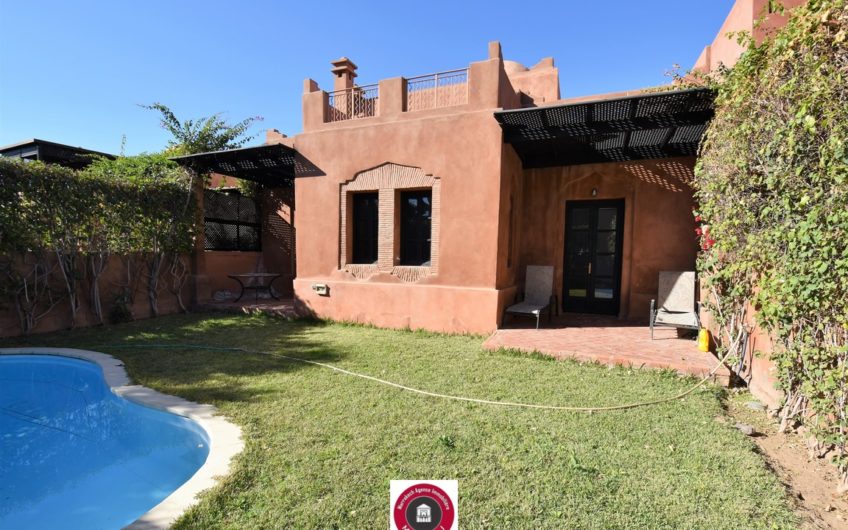 https://www.marrakech-immobilier.eu/nos-biens/marrakech-immobilier-vente-villa-agence-immobiliere-marrakech-palmeraie/