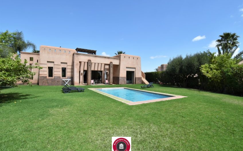 https://www.marrakech-immobilier.eu/nos-biens/vente-villa-route-de-fes-marrakech/